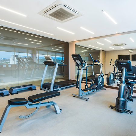 Holiday Inn Cucuta By Ihg Экстерьер фото A gym in a hotel