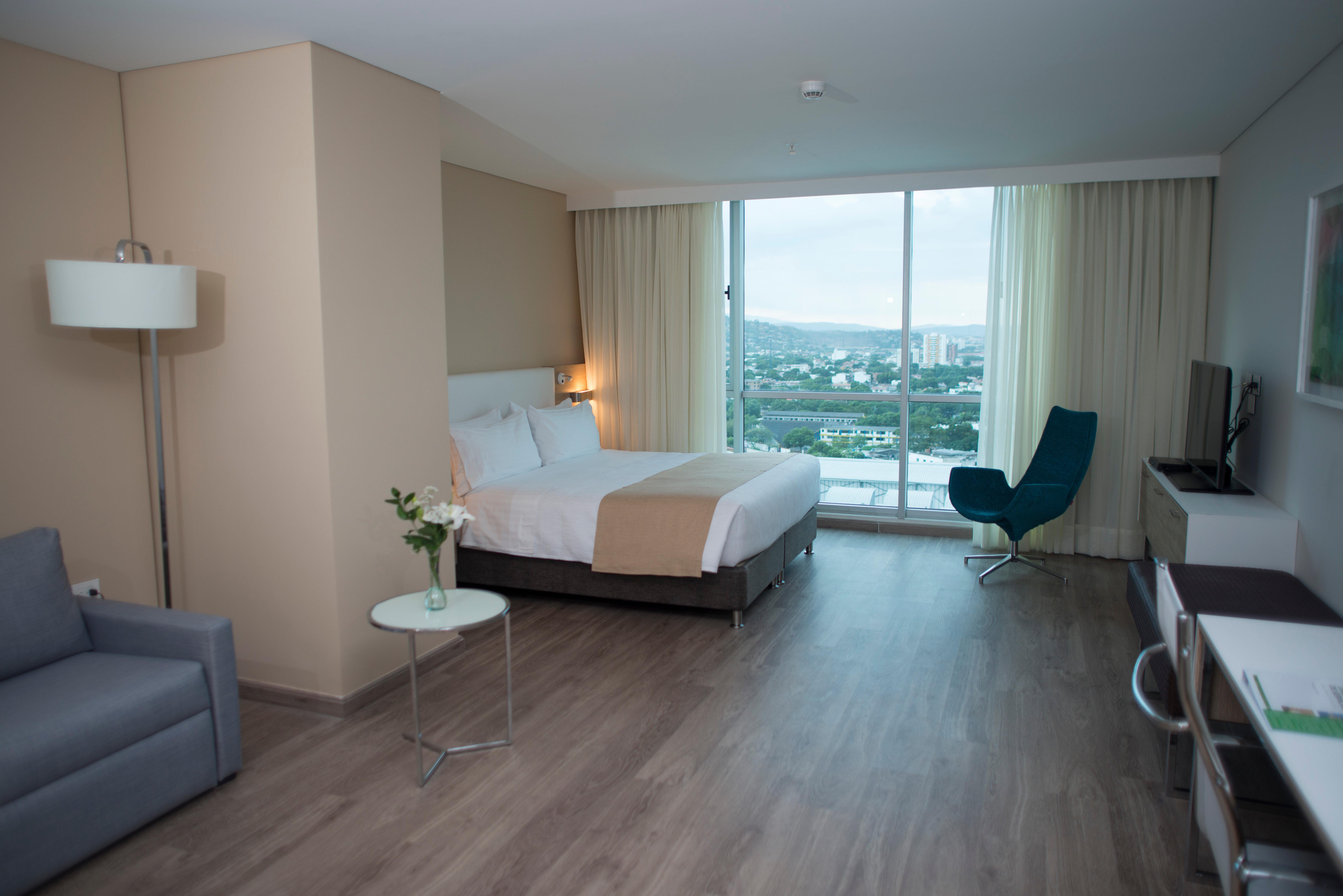 Holiday Inn Cucuta By Ihg Экстерьер фото