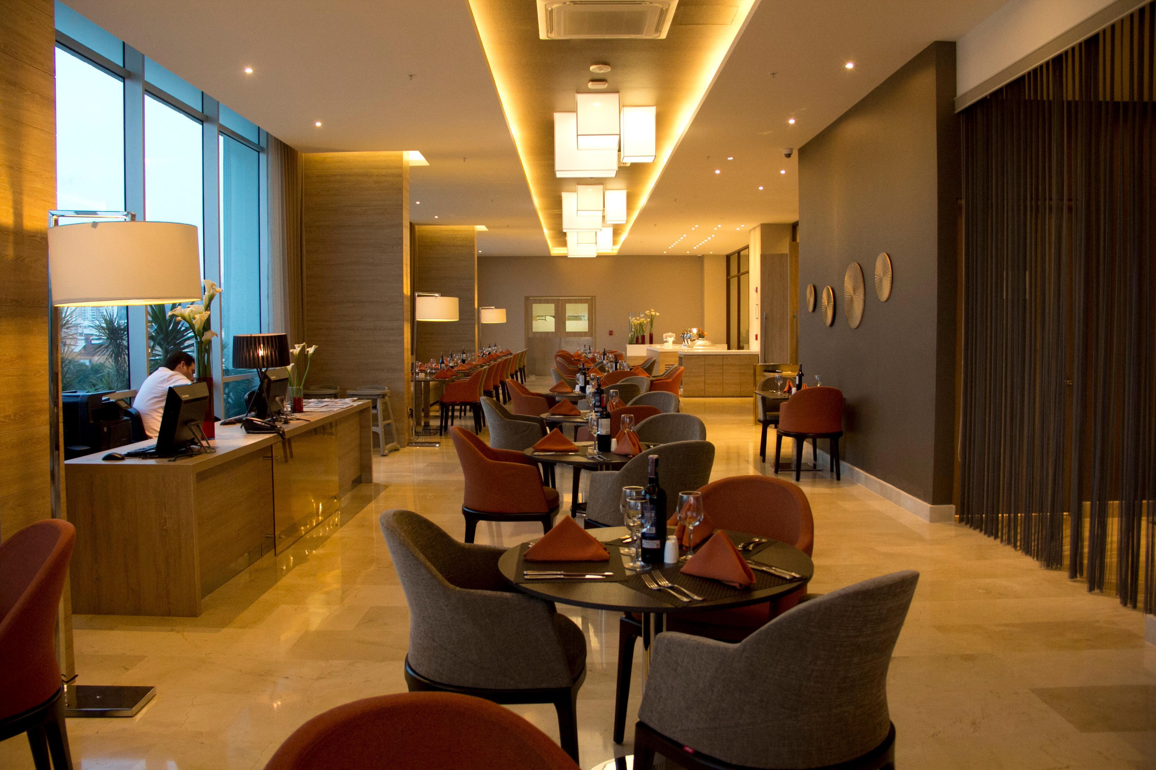 Holiday Inn Cucuta By Ihg Экстерьер фото The lounge at the airport
