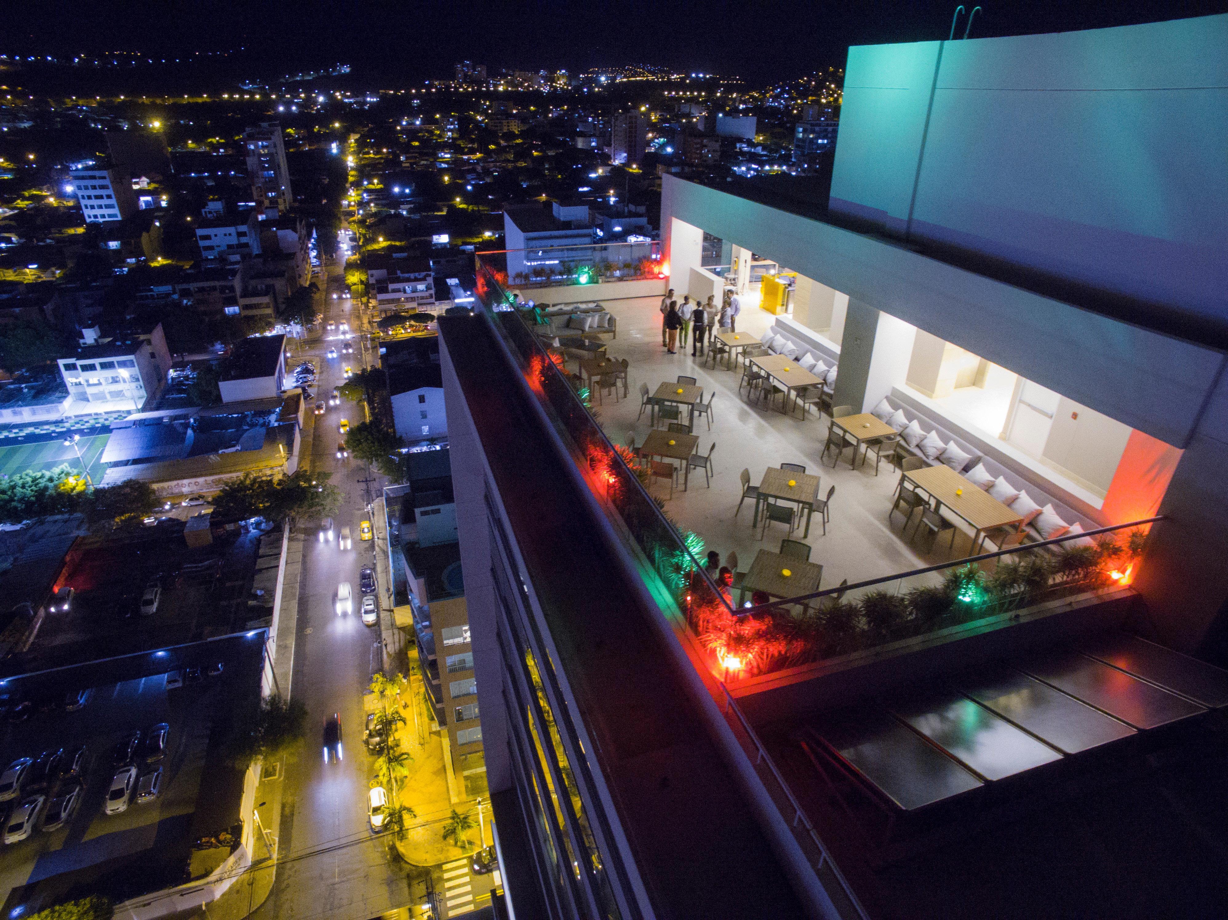 Holiday Inn Cucuta By Ihg Экстерьер фото Skyline of the city