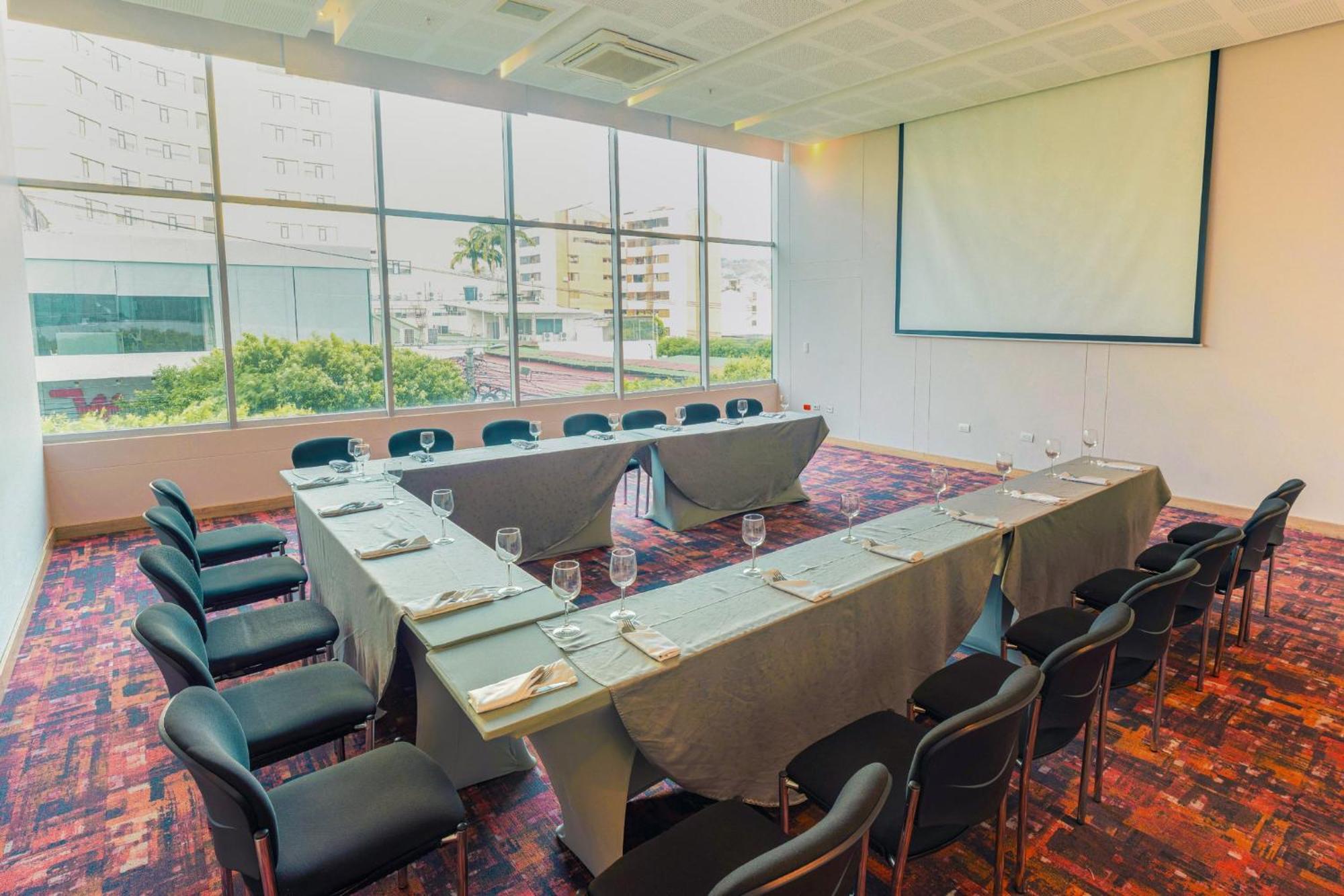 Holiday Inn Cucuta By Ihg Экстерьер фото Meeting room