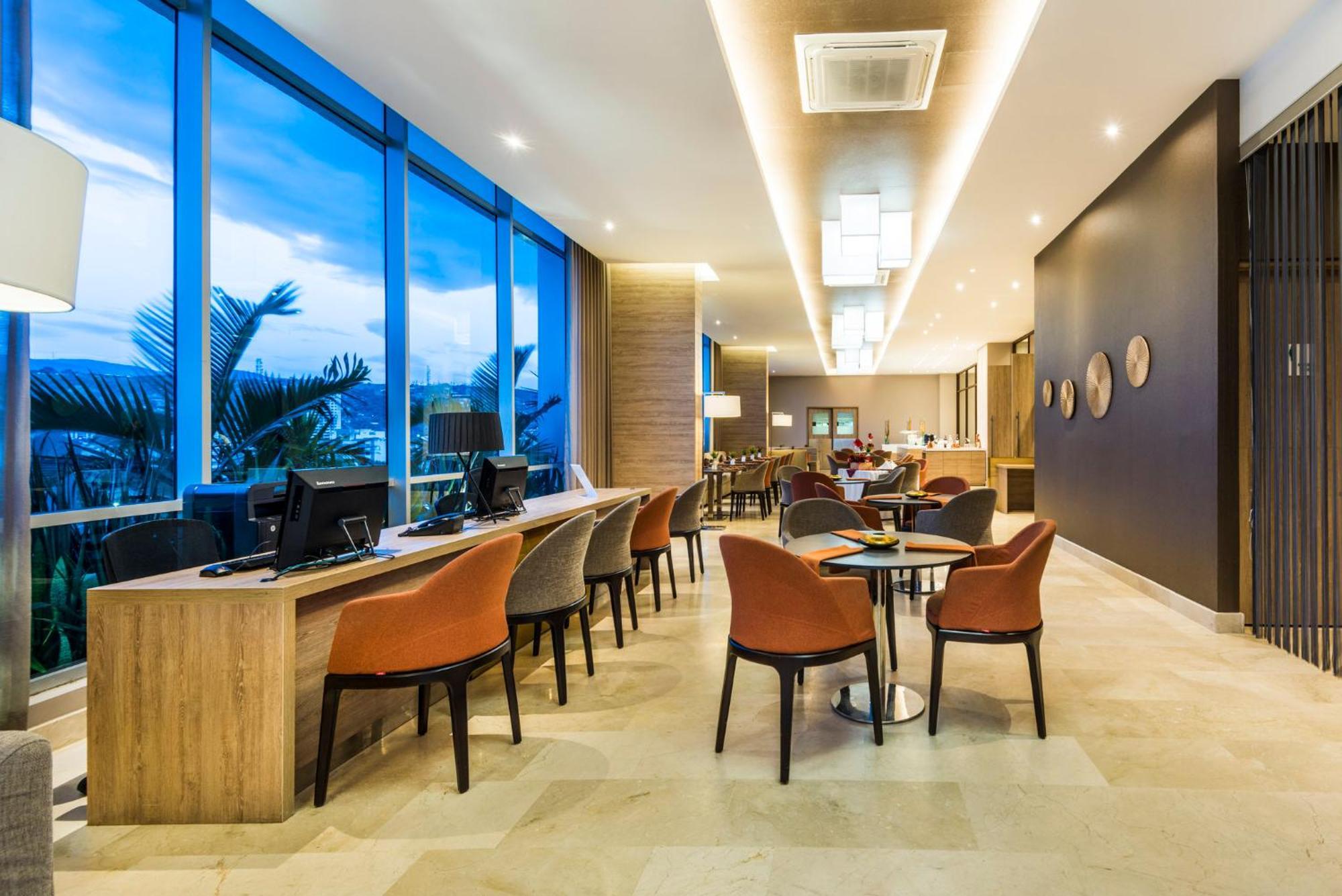 Holiday Inn Cucuta By Ihg Экстерьер фото Business Center